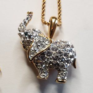 💎Signed Swarovski Crystal Elephant Necklace
